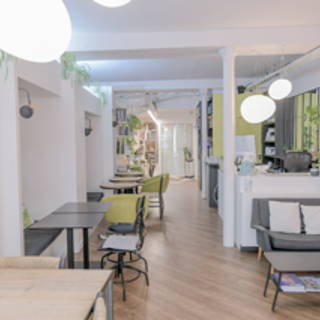 Bureau privé 15 m² 6 postes Coworking Rue Greneta Paris 75002 - photo 3